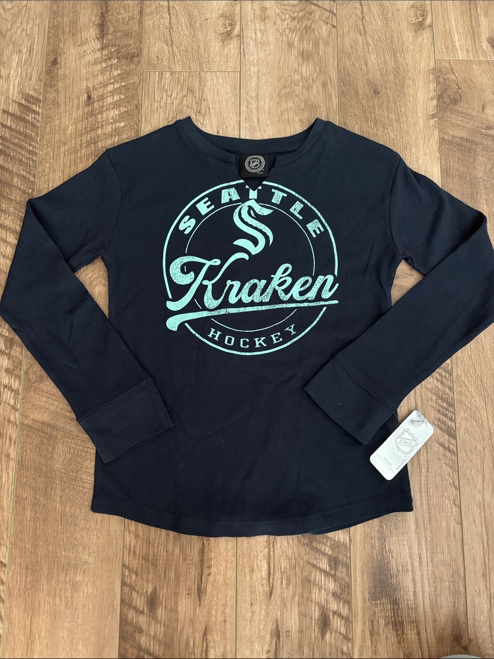 Kids Long-Sleeve NHL Hockey Seattle Kraken Waffle shirt, size 10-12